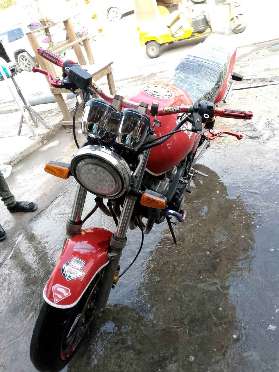 سلام عليكم دراجه سيبي فورالجيل الاول16ولف اوراق كامله كمرك مدفوع كهربائيات كله شغاله مكاني بغداد الشعب السعر 11ورقه بيه مجال حك الجيه هاذه رقمي ***********متواجد واتساب
