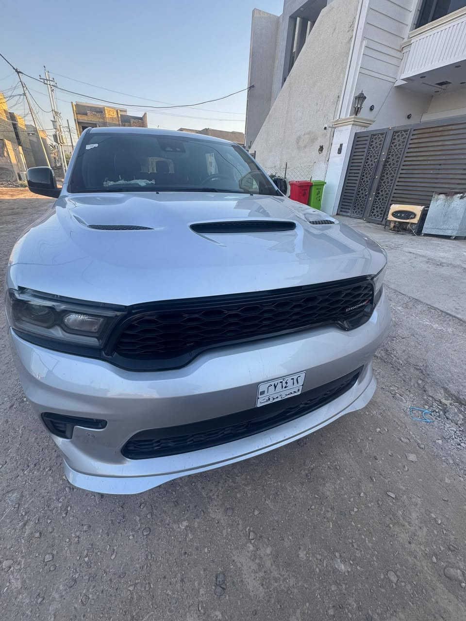 سلام عليكم دورنكو بوليسي2023 هيمي 8محرك5700ماشيه 9الف فقط سياره جديده كلش بعده بدون رقم ضرره موجود بصور مبدل بيه جاملق وبنيد اصليات نفس الون وباب السياق بيه رش قليل  سياره معروضه 220ورقه وبيه مجال  تواصل *********** واستقبل التعليقات السلبيه والايجابيه برحابة صدر
