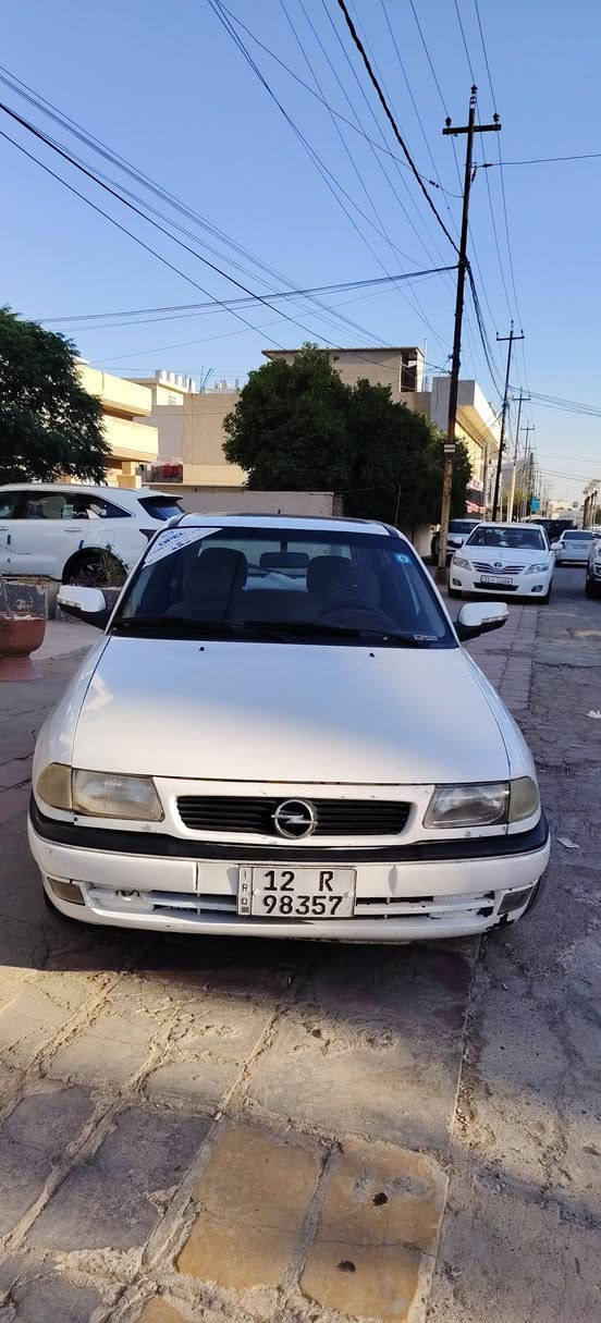 اوبل استرا موديل 1993
سيارة بسمي رقم نينوى دولي
محرك 20 شرط اصل تبريد 
كير شرط 
طخم امامي خلفي جديد
تبريد ثلج
وايرمنية  كاملة 
شاشة مع كاميرة خلفية
مع سستم سمعات كامل 
مرايات شفط مع اشارة 
بلاجكتور زينون
قفل مركزي 
كوبون بانزين الكتروني
والكشر كدام العين
سعرها 49 وبيها مجال قليل نقدا فقط
عنوان السيارة المجموعة الثقافية 
للاستفسار اكثر الاتصال على الارقام
***********
***********
