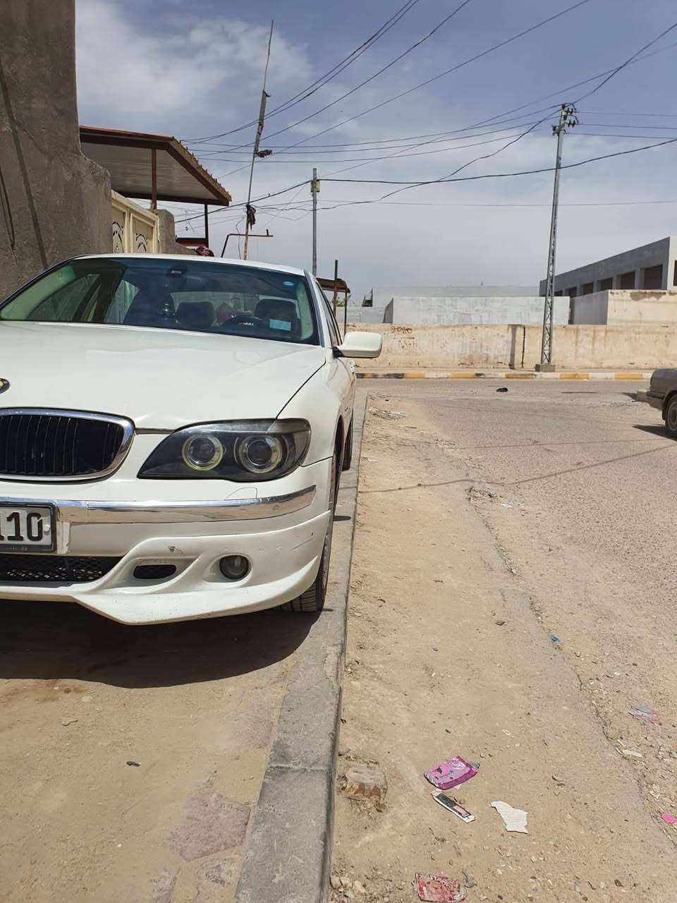 السلام عليكم BMW خليجي فول تبريد خلفي امامي ثلاجه خزن كلاص تبريد فول لاخير مكينه مرغوب 6سلندر ادمه كامله عليه سياره جديد حيل مديل 2008 هواي موصفات بيه فتحه سقف سلايت ترحيب بصمه سياره نقص بيها دبل امامي ايمن او تايرات خلفيه نص عمر راعيها يريد مداور سنويه بعدهي ما منتهيه سعر 140وبيها مجال***********
