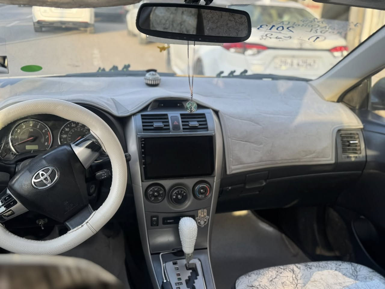 مرخصت مدير الكروب كورله مديل 13 أمريكي حادثه حافه بنيد سياره كامله مكينه وكير وصدر درام شفتات ودوشمه صبغه جديده تعمير كله جديد مكان سياره كوت مركز المدينه سعر 125وبيهه مجال  أبيع بدون غراض لاسفسار لاتصال ***********
