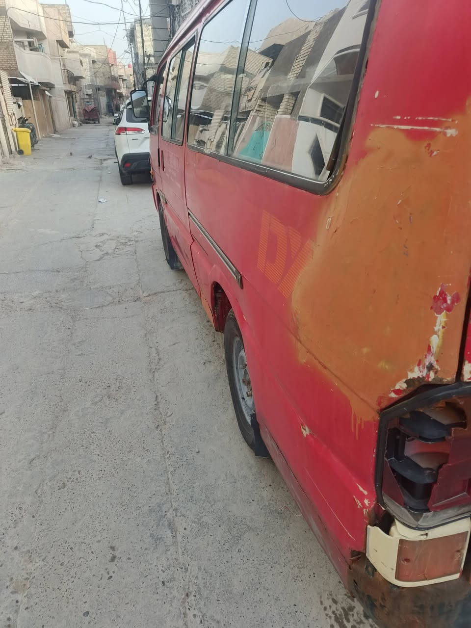 سلام عليكم سياره موديل 95 محرك كاز وخير من الله مصفرهه من كلشي سعره 45ورقه وبيه مجال مكان بغداد الكريعات اتصل على صاحب سياره ‏‪***********‬‏ او مرواس فتون نضيفه
