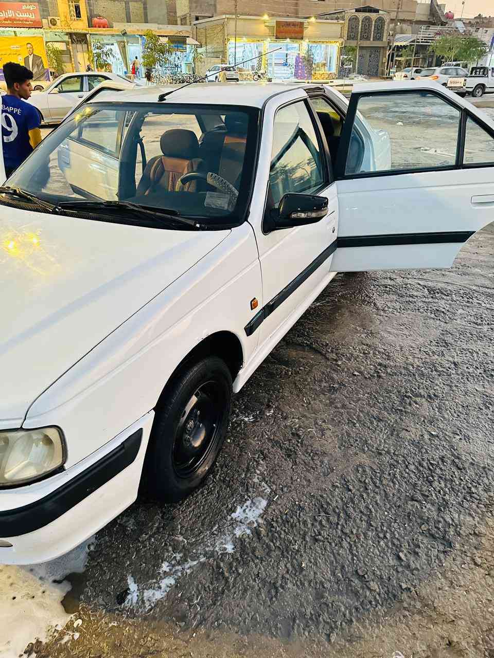 سلام عليكم سياره  بيجو للبيع اللون ابيضّ الرقم قادسيه السياره جاهزة نضافه فول  مكاني النجف الأشرف للاستفسار أكثر التواصل عبر الرقم يوجد واتساب ***********
