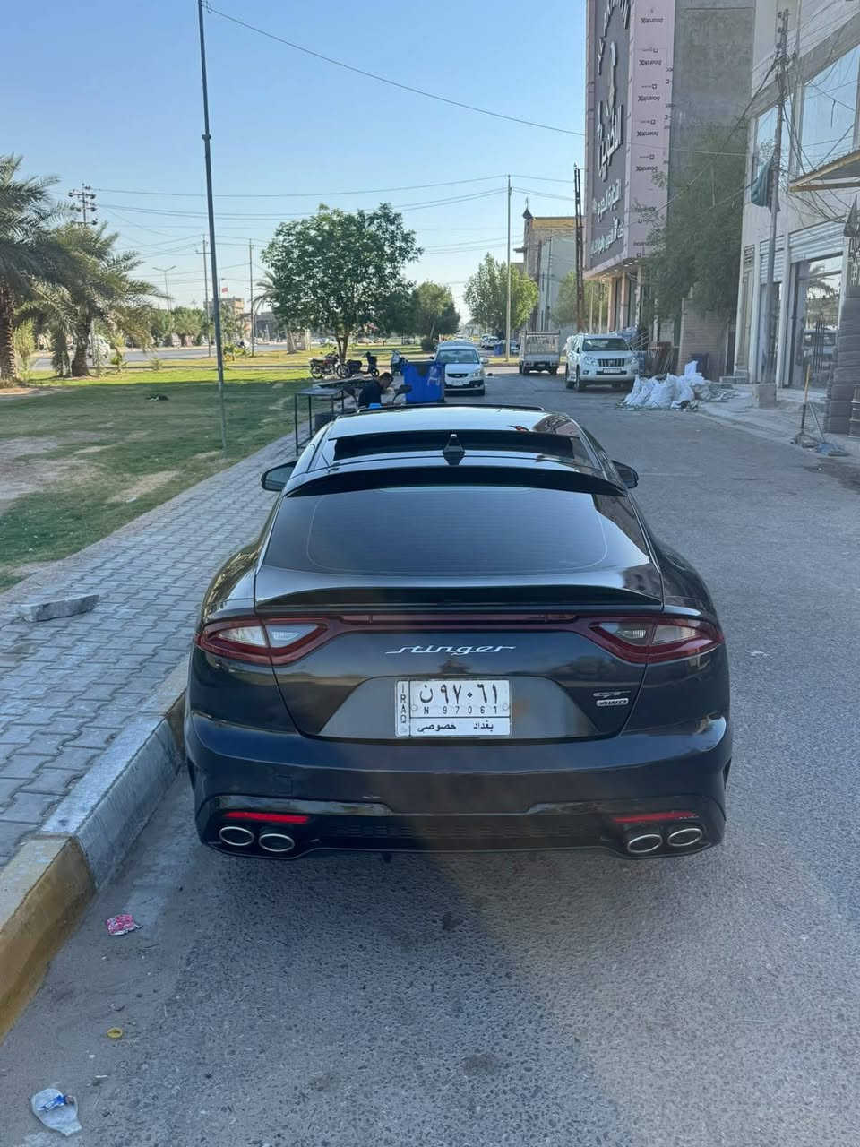 للبيع | كيا ستنكر  GT1 موديل 2019 🇰🇷
سيارة رياضية فخمة تجمع بين الأداء القوي، الشكل المميز، والتجهيزات العالية، وتناسب من يبحث عن سيارة عملية وممتعة في نفس الوقت.
المواصفات الأساسية
 ● الفئة: GT1
 ● الموديل: 2019
 ● الوارد: كوري
 ● المحرك: 3.3 لتر V6 توين تيربو
 ● القوة: 365 حصان
 ● ناقل الحركة: أوتوماتيك 8 سرعات مع بدلات تبديل
 ● نظام الدفع: خلفي
 ● الويل كب: ١٨
التجهيزات
 ● مقاعد جلد كهربائية مع تبريد وتسخين
 ● شاشة وسطية
 ● كاميرا خلفية
 ● فتحة سقف
 ● نظام صوت Harman Kardon
 ● تشغيل بصمة
 ● أنظمة أمان متكاملة
مودات تحكم سبورت 
السياره بيه قطع  صبغ ابيع حزام
مكان السياره كربلاء 
*********** كربلاء, العراق
