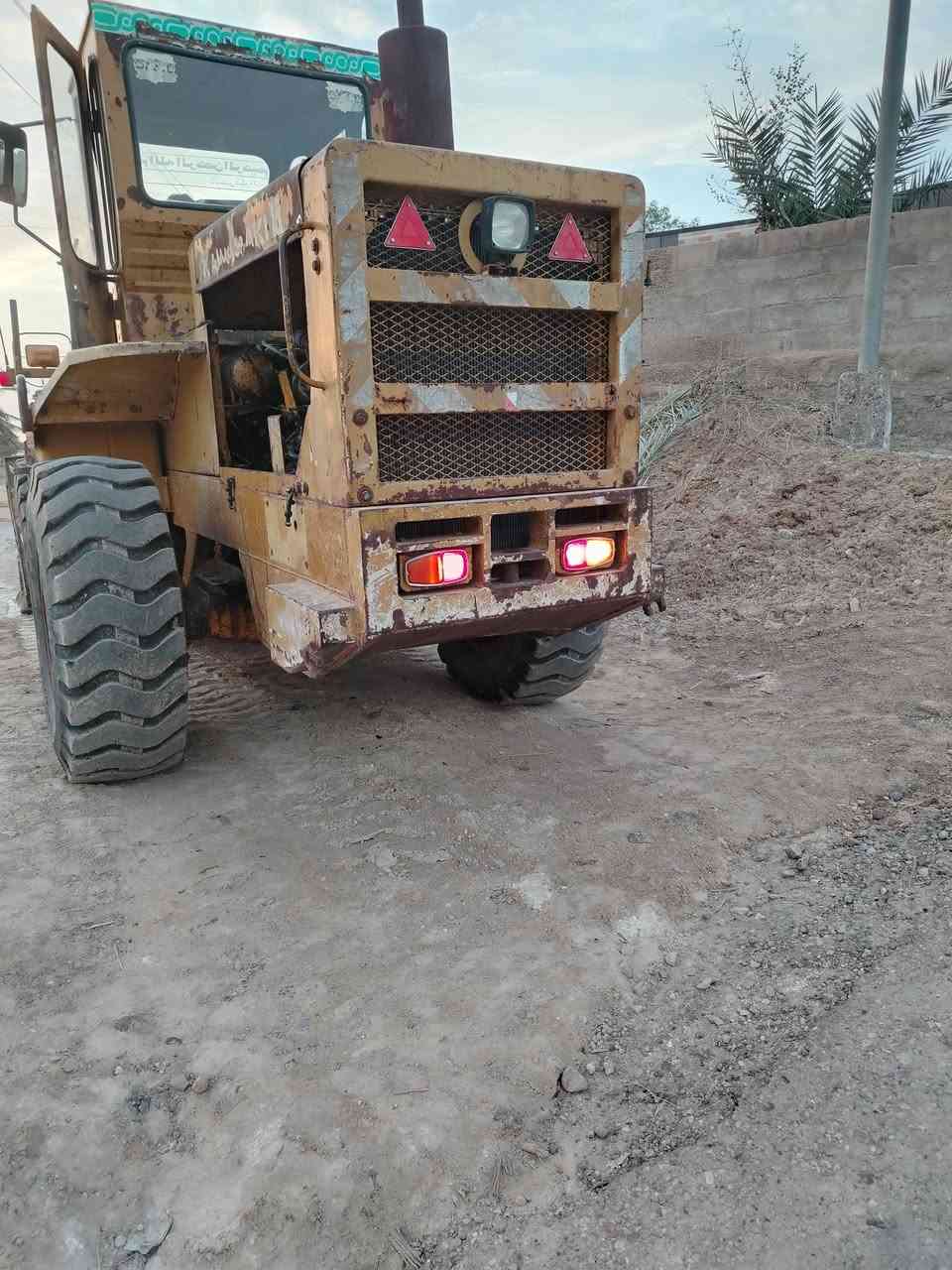 شفل كاوسكي 70B، موديل٨٦،رقم واسط الماني مشروع وطني مجدد الى ٢٠٢٩،شرط التحويل، صبغ بلادي،جاهزمن  محرك، گير،تركم،اكسلات،دفع رفع،صدر مجفت جديد+الصينيه
نقص جاملغ امامي الايمن،ودوشمة قماره، والباقي كفاله، السعر ٢٤٠ وبيه مجال للطيبين،، مكانه الأنبار قضاء هيت ناحيه الدولاب،،
***********
***********
