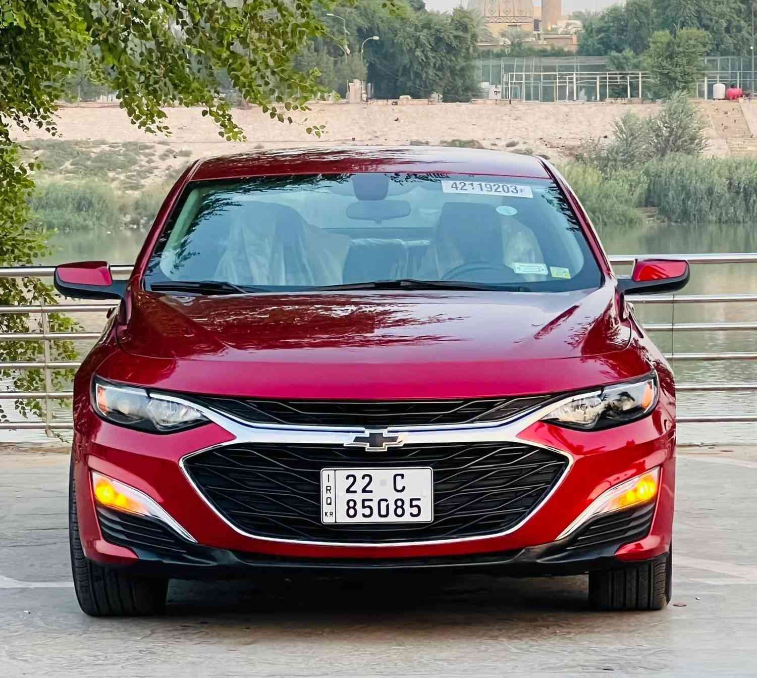 السلام عليكم 
ماليبو 2022    Rs  لون احمر  رقم اربيل هزه جديده 
ماشيه 49
بصمه عدد   2 
حادثها التبديل بابين
مواصفات ال  Rs معروفه 
بصمه شاشه جبيره كرسي السايق كهرباء 
كامره خلفيه  دبل كزوز    Auto stop  هاند بريك بصمه 
ويل رياضي Rs  رقم حلو مميز لسياره بغداد القاهره
***********
