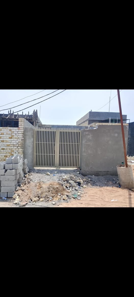السلام عليكم عندي بيت للبيع مقاطعه 3/10 بيت طابق واحد هيكل رقم العقار 8852مساحه 100 متر سعره 70 بيها مجال*********** واتساب
