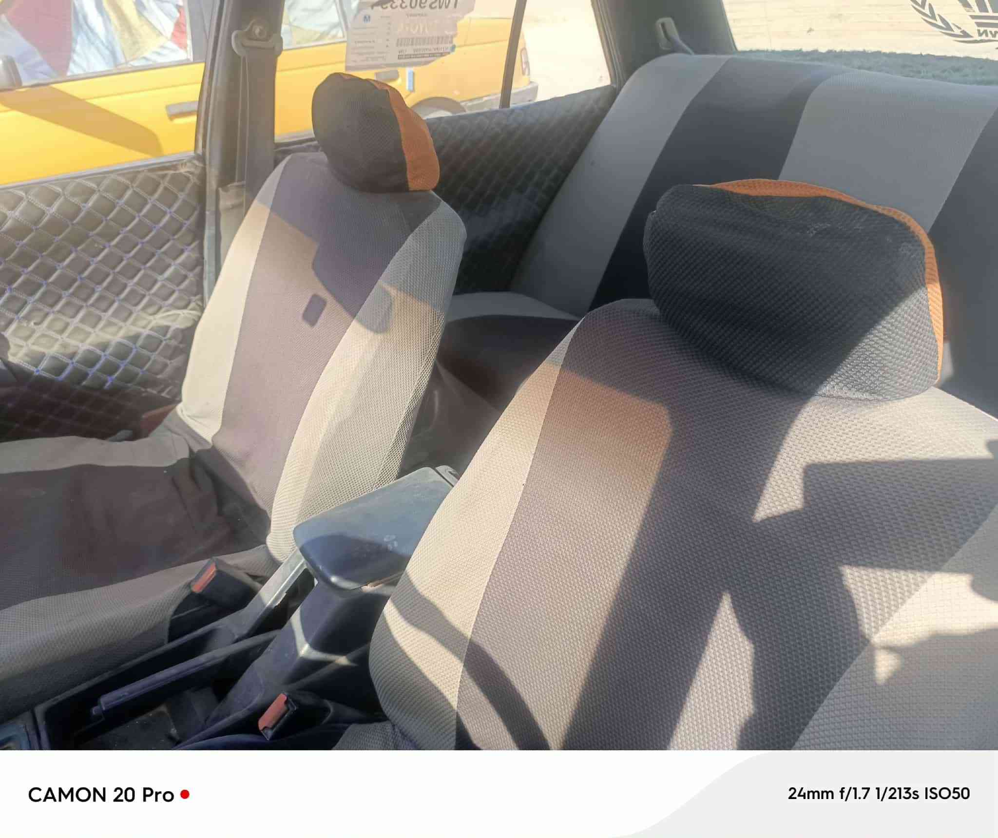 سياره سيدان موديل 92 
سعره 35 وبيه مجال 
***********
