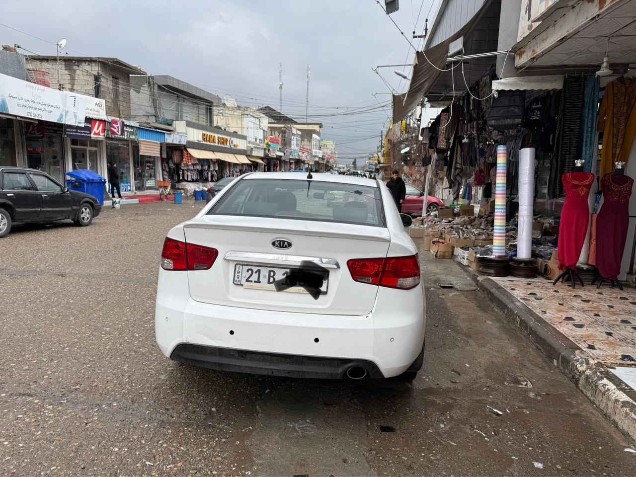 کیا سیاراتۆ ٢٠١٢ 
تەنیا سندوق و چەمەلقێکی دوای بۆیاخە 
سەنووی بەسەرنەچووە 
فوولە تەنیا بەسمە و سلاید نیە
سوکان ڤۆلیۆمە 
بەشەرتی گێڕ و مەکینە 
تەحولیل و غرامە بەشەرت
شوێن بازیان
ژمارەی خاوەن سەیارە : *********** السليمانية, العراق
