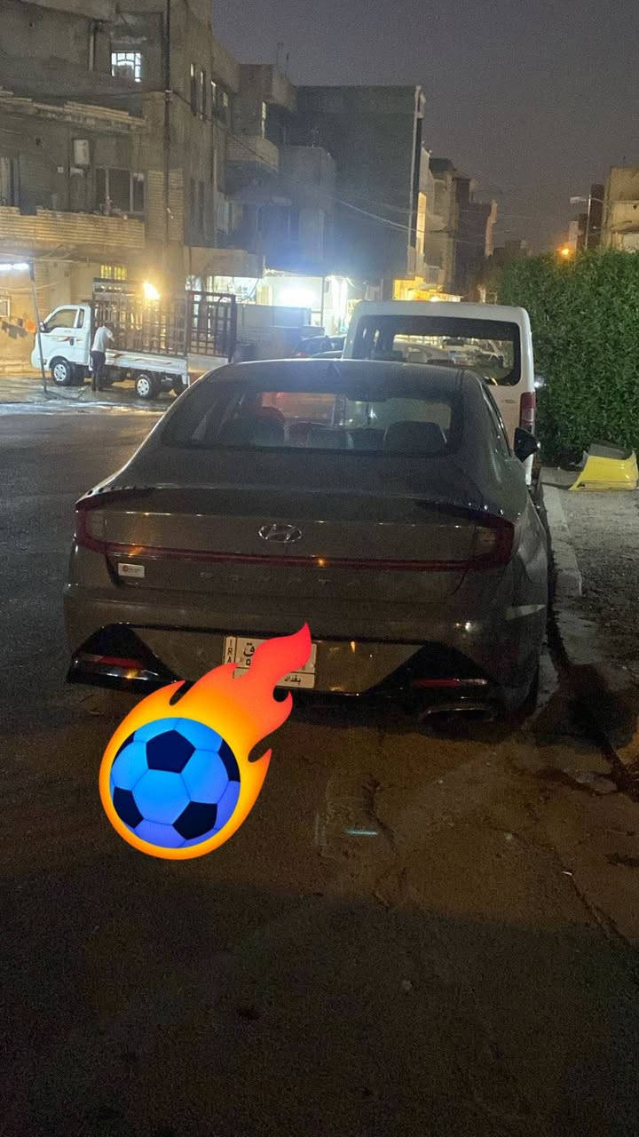 سوناتا موديل 20
سيارة فول مواصفات رقم بغداد
لون سمنتي السعر 150 ورقة
 رقم الهاتف***********
