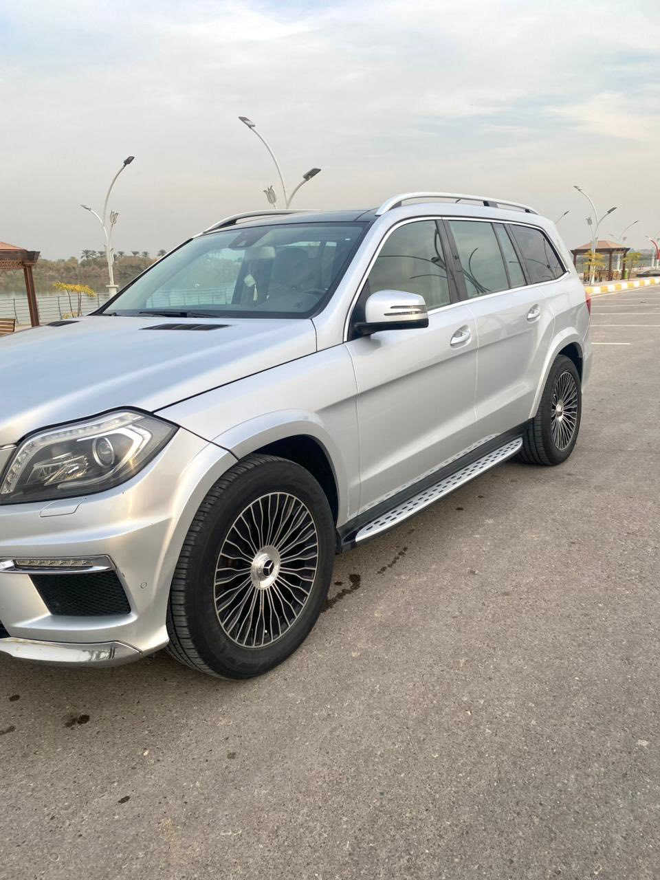 مارسيدس GLS موديل 2016 خليجي
محرك 8سلندر توين تيربو 
السعر 325
للاستفسار ***********
