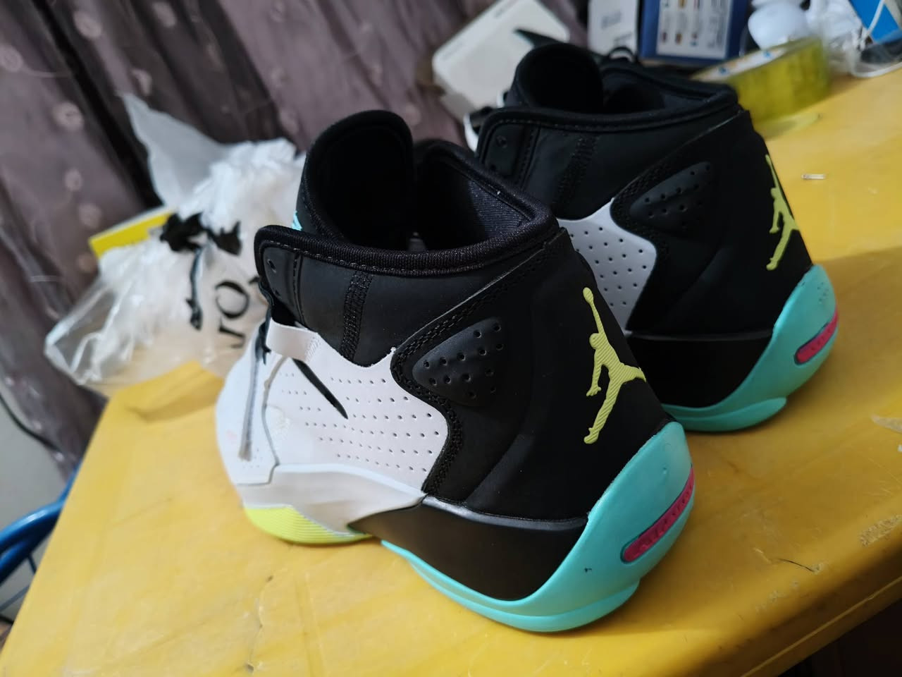 حذاء جوردن قياس 42 ب25مع التوصيل


**إذا كنت صاحب هذا الإعلان وتريد حذفه لأي سبب، رجاءا أرسل رسالة إلى الدعم الفني**