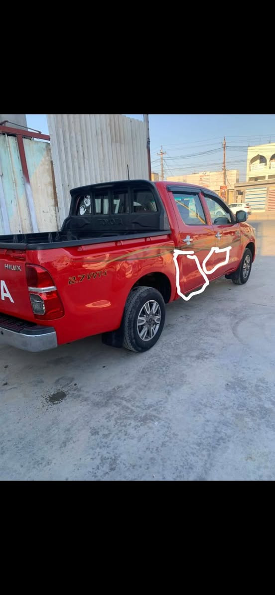 السلام عليكم سياره بيكم هايلوكس موديل 14 سعودي شاصي 12 نضيفه جدن بيها صبغات بدون فتح وتبديل رقم قادسيه مكان بغداد السعر 185 وبيها مجال شراي يتصل 
***********
