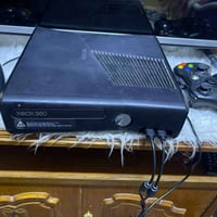 Xbox 360 • ٣ يد تحكم • ويّه ألعاب