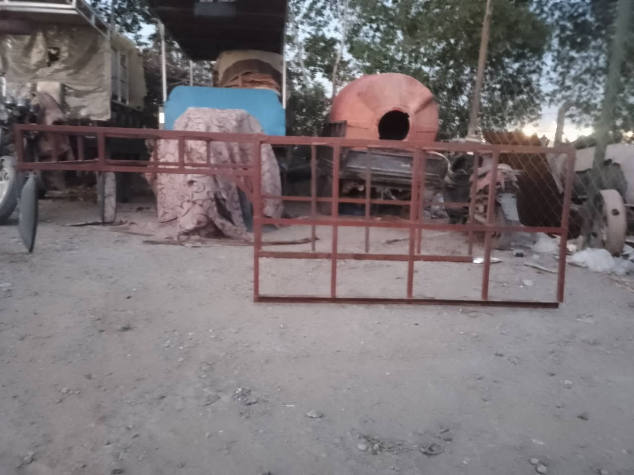 محجر ستوته للبيع سعره 100 بي مجال مكاني نحف الأنصار ***********
