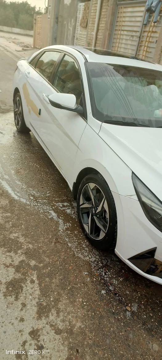 سلام عليكم اخواني للبيع النترا 2022 رقم اربيل السيارة فول بيه بيه ضربه بالباب موضحه بصوره السعر 160وبيه مجال مكاني كربلاء حي السلام ***********

***********
