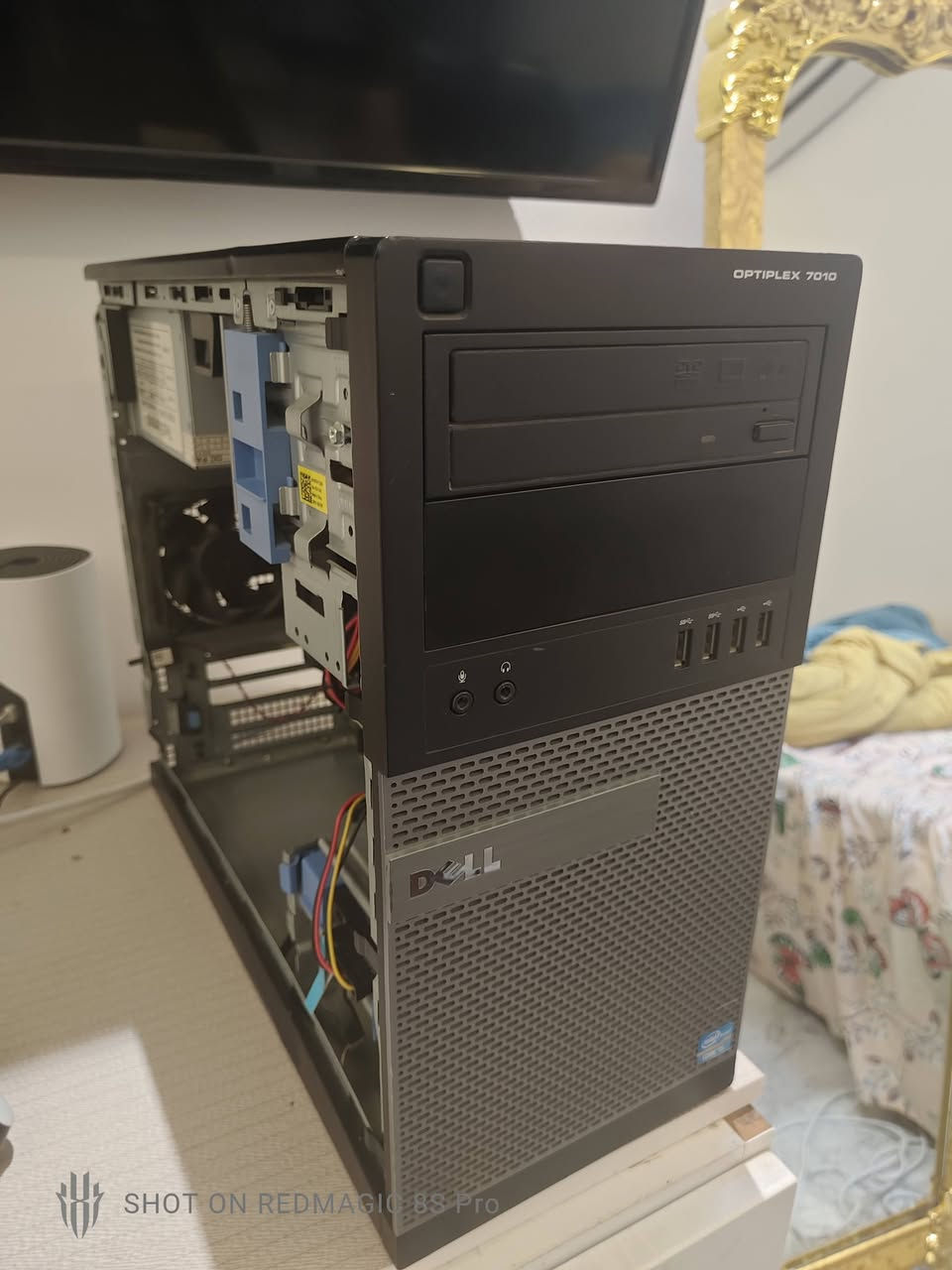 كيس حاسبة سستم للبيع بدون كرت شاشة
الموصفات: 
i5-4590
ram:8g ddr3
power supply: 275w
hard: hhd500G
شباب الكيس نضيف كلش وابيع شرط الشغل والفحص اللاستفسار راسلني خاص او راسلني واتساب: ***********
السعر:115الف وبي مجال بسيط
مكاني بغداد السيدية

