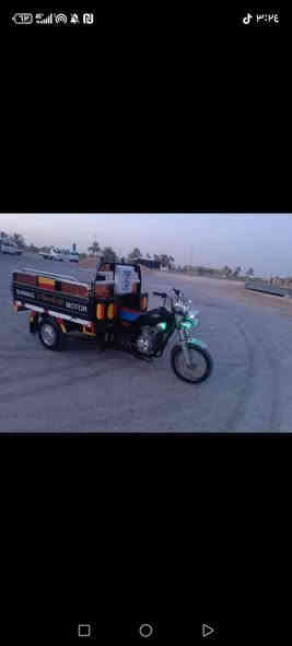 سلام عليكم ستوته للبيع نضيفه موديل 2020نضيفه لمكينه موديله 2022 كهربيات كلهه شغاله عنوان بغداد نهروان رقمي ***********سعره 1300وبيهه مجال
