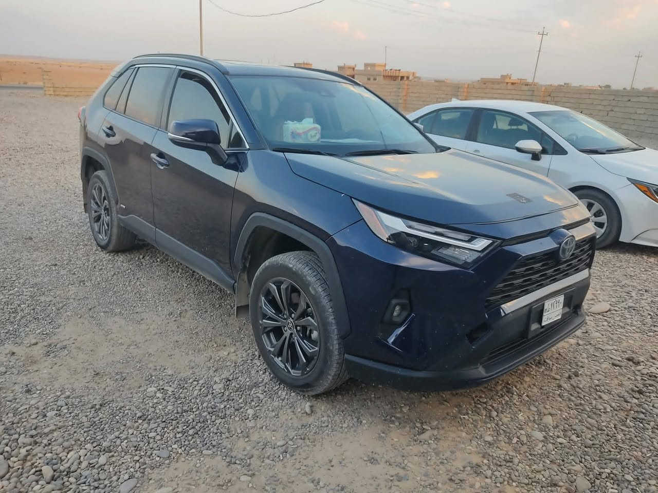 السلام عليكم
للبيع 
راف فور موديل 2024 مواصفات XLE هايبرد بصمه 
 كشانه جلد لون صاجي تبريد قطعتين بدون صبغ 
دخول جديد ماشيه 70 
الرقم مجاني تترقم في جميع المحافظات ما عدا الاقليم 
رقم الشاصي مرفق بالمنشور 
السعر 200 وبيها مجال 
عنوان السياره ناحيه الزاب قريه اصبيح تحتاني 
للاستفسار الاتصال على الرقم التالي 
***********
