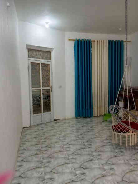 بسم الله الرحمن الرحيم
دار للبيع مساحه 300م حي الحريه الاول 
رقم العقار 866
بناء حديث درجة اولى جاهز من جميع حوانبة 
***********
***********
#مكتب_انوارالمنتظر_للعقار
