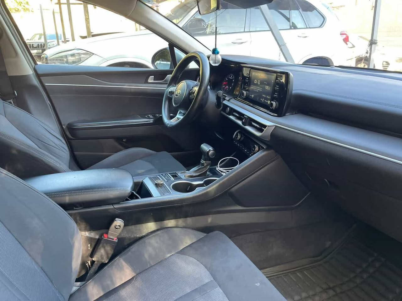 . K5 موديل21 للبيع
السعر 165 وبيها مجال بسيط
مواصفات 
شاشه كبيرة 
شاشه اعطال 
ترحيب عن بعد 
صندوق ذكي 
ويل كروم 
كشنات
محرك 1600 توربو
مضخم صوت 
كامره خلفيه 
نقطه عمياء 
رادار 
قيادة تلقائيه
وبعد بيها وهاي مواصفات
تخم تاير جديد 
دسكات جدد وكاله 
مكان السيارة ديالى تقاطع القدس
رقم اربييل  مداور ثاني يوم
__________________
حادثها من امريكا جامرلغ وباب  صور الحادث
-------------------------
الاستفسار
***********
***********
