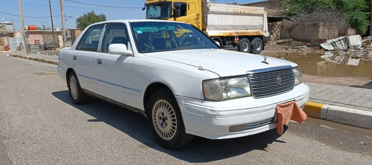 اللهم صل على محمد وال محمد
راس الثور تكم محور السياره كفاله من كصه ونقل وضربه قويه 
وكذالك مكينه وكير جدد استوه شاهدن حاويه 
السياره مثل ماتشوفون بالصور نظيفه ومرتبه 
السياره سنويه وهزه جديده وانه راعيها مداور ثاني يوم 
حداديه 75 ٪ زوج تاير مكان السياره البصره / الفاو 
السعر 85 $  بيع او مراوس بكوري اصفر 
رقمي ***********
