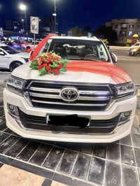 لاندكروز موديل 2020  فئة / VXS   محرك / 5700  ماشيه / 98  الف كيلو متر...