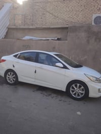 اكسنت مديل 2015فول مواصفات 1فتحه 2تحكم ستيرن تخم تاير جديد 3اشاير مري ...