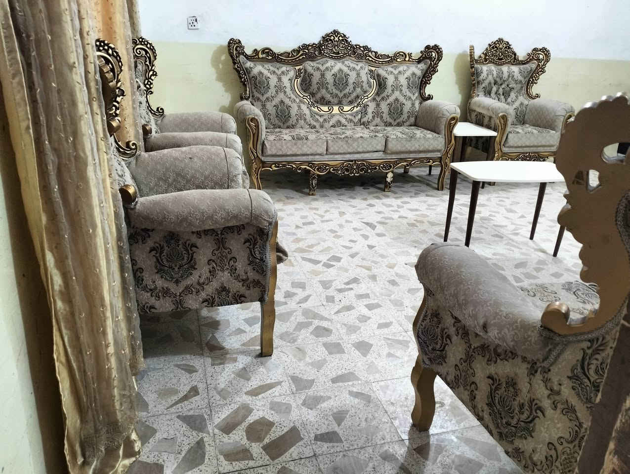 تخم تركي ملكي مع سيت طبلات كلش نظيف 10نفرات السعر 350الف قفل مكلف بلنشر والشراي يتصل بالرقم ***********المكان بعقوبه بهرز
