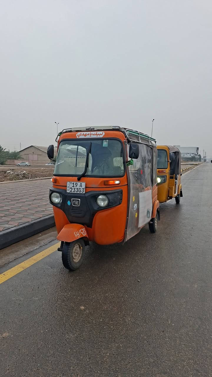 السلام عليكم 
تكتك للبيع موديل 22 20 شهر العاشر كفالة من الباردة بيها طخه بصف الرقم الخلفي مصبوغة عام برتقالي 
بالسنوية( اصفر غير محدد)
***********
***********
***********
