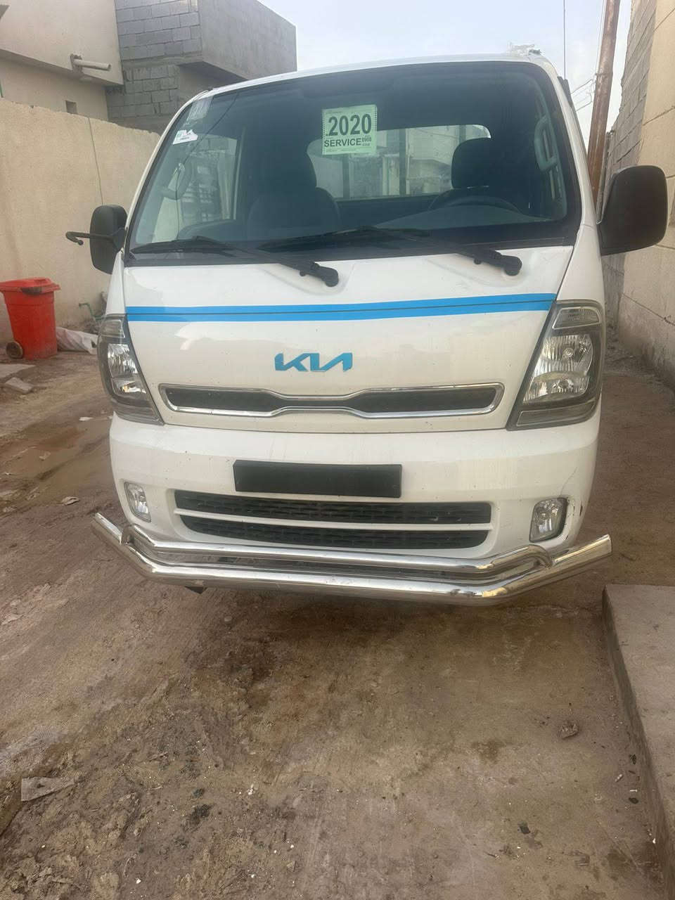 السلام عليكم شباب كيه بنكو مديل 2019دبلو جاف سياره جديده ماشيه64 تبريد شغال دشبول نفخ كشنات 22 سعره 85 مكاني بصره رقم تلفون ***********
