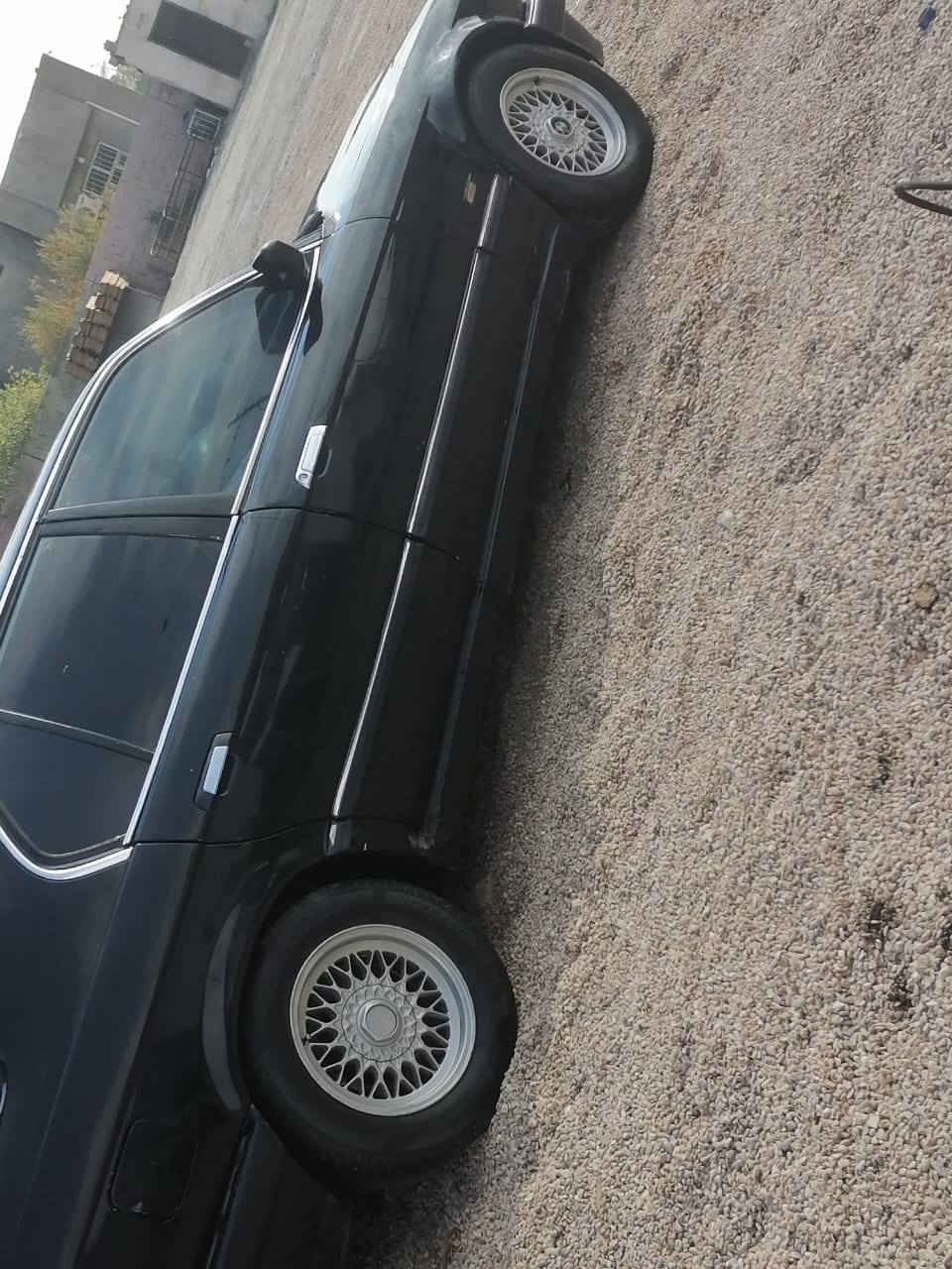 سلام عليكم بيم 735محرك مفتوح تنته سياره تخم تاير الكهربائيات كلها شغاله جام 4كلها شغاله تبريت تدفئه شغال  سعر 41 وبيها مجال سنويه له29 لي يحب يتصل ع هذا الرقم رقم واتساب ***********
