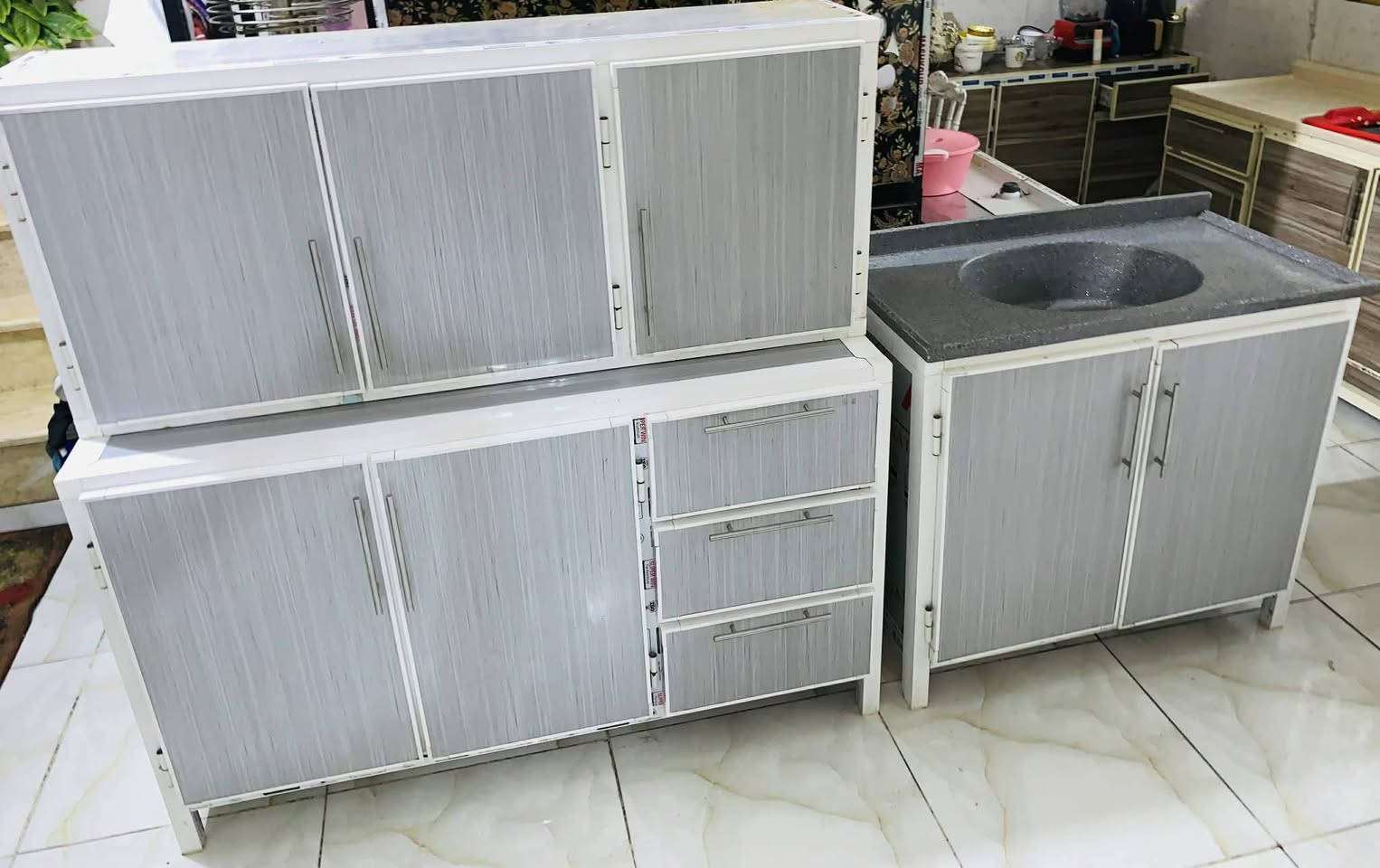 (((ملاحظه توصيل فقط داخل بغداد)) مرحبا عندي كاونترات مستعمله بسعررررر مناسب  نضيفه جدا تسكام الاصلي مو سوكي كل ضررر مابيهم اخوات جديد كلمن وسعره  عنواني بغداد الاستفسار ع خاص


**إذا كنت صاحب هذا الإعلان وتريد حذفه لأي سبب، رجاءا أرسل رسالة إلى الدعم الفني**