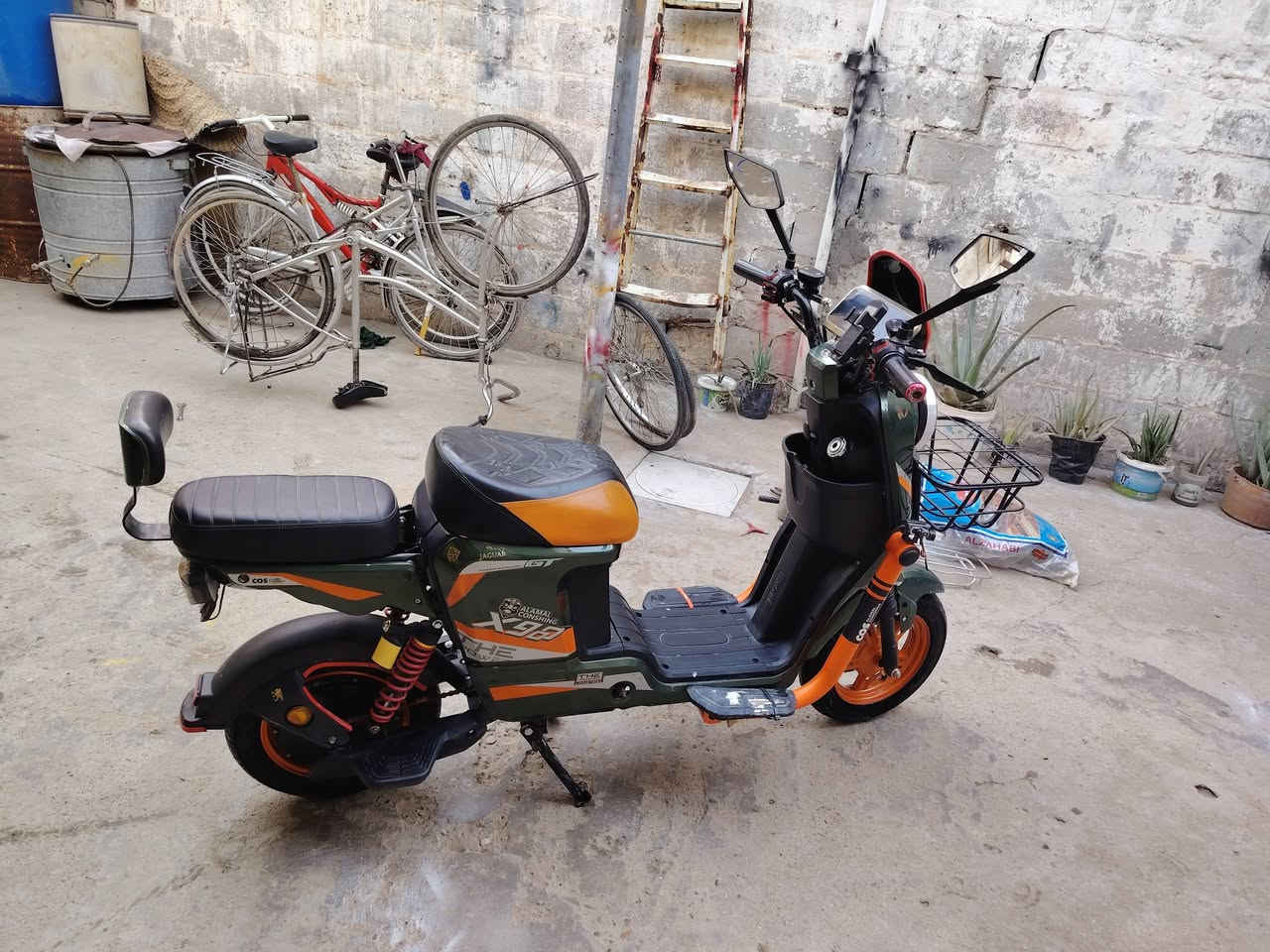 السلام عليكم شباب ماطور للبيع إكس ٩٠٠ نظام بك اربع سرع ٥ باتري المكان ابو غريب قرب مستشفى ابو غريب الاستفسار *********** السعر ٣٧٥
