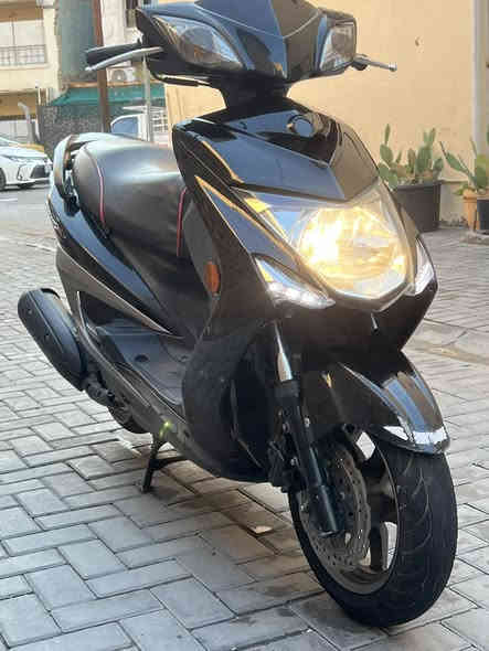 سلام عليكم شباب دراجه سكنس لد يابانيه كفاله عااامه اي نقص مابيه المكان بغداد العطيفيه السعر مليون و350 رقم الهاتف***********
