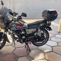 دراجه للبيع جديده كفاله عامه قفل 900الف مع غراض كامله اني مكلف ب النشر...