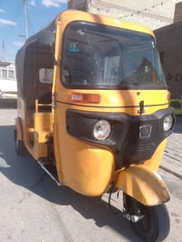 تكتك للبيع 2019 شهر 12 رقم  انكليزي  بغداد حي السفير07746624897
