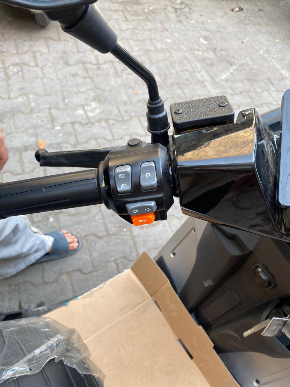 البيع بسبب ظرف  دراجه اباجي زيرو شركه سايج  جديده استخدام يوم واحد إلى يوم ونص فقط اخذتها من صدريه وصلها موحود بيها ضمان 4اشهر الى6 من كلشي   تأيرات جبلي بطاريات 6مسطره ملف3000-3500
بصمه دبل اشارة أشاير يمين يسار 
تمشيك 60 كيلو بها حدودو
سعر مليون و250  وبيها مجال بسيط اكرر مجال بسيط 
كان بغداد منطقة الأمين الثانيه


**إذا كنت صاحب هذا الإعلان وتريد حذفه لأي سبب، رجاءا أرسل رسالة إلى الدعم الفني**