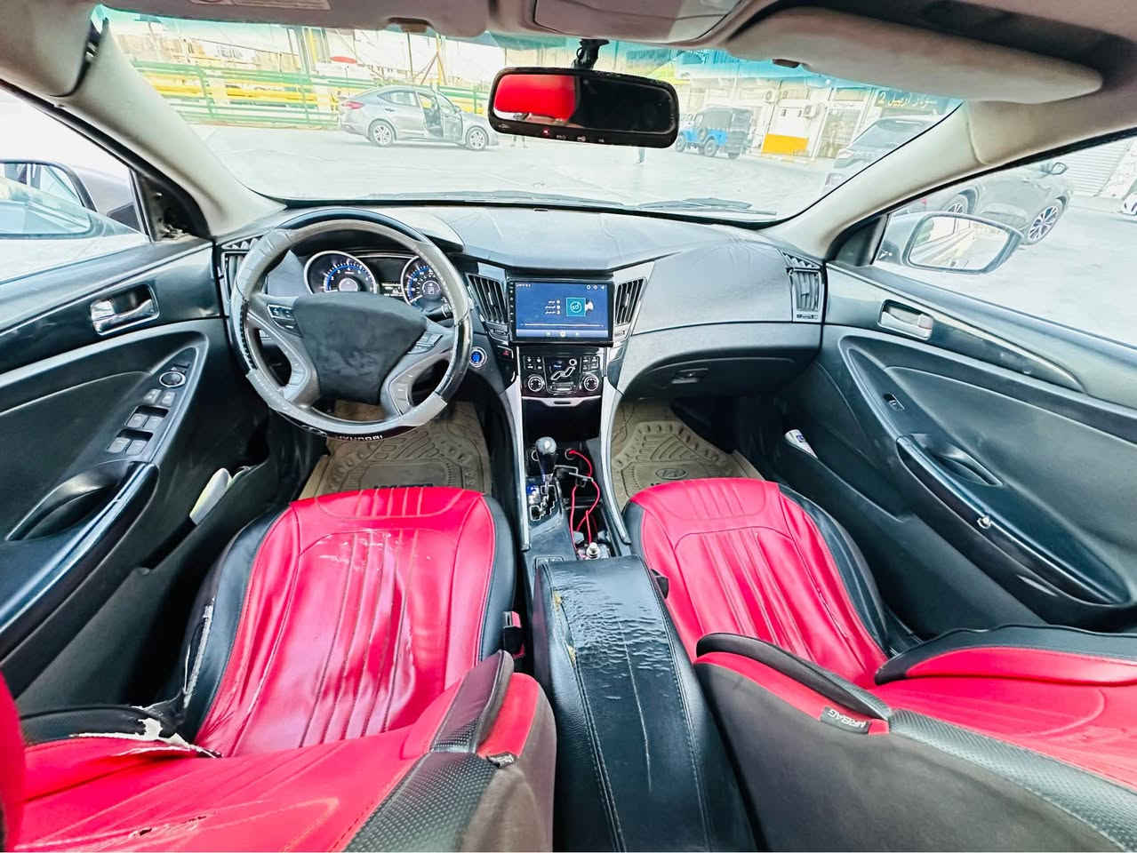 سوناتا 2010 خليجي
مكينه 2400دوش
رقم واسط سنويه 27
بصمه/جلد/كشن حراري/اشاير مري/تحكمات/شاشه
مصبوغه عام للجماليه اثر جراد عندي تصوير موضح كلشي قبل صبغ شلون جارده
بدون ضربه ولا دواخل 
مكان السياره واسط الصويره
السعر 83
*********** الصويرة, واسط
