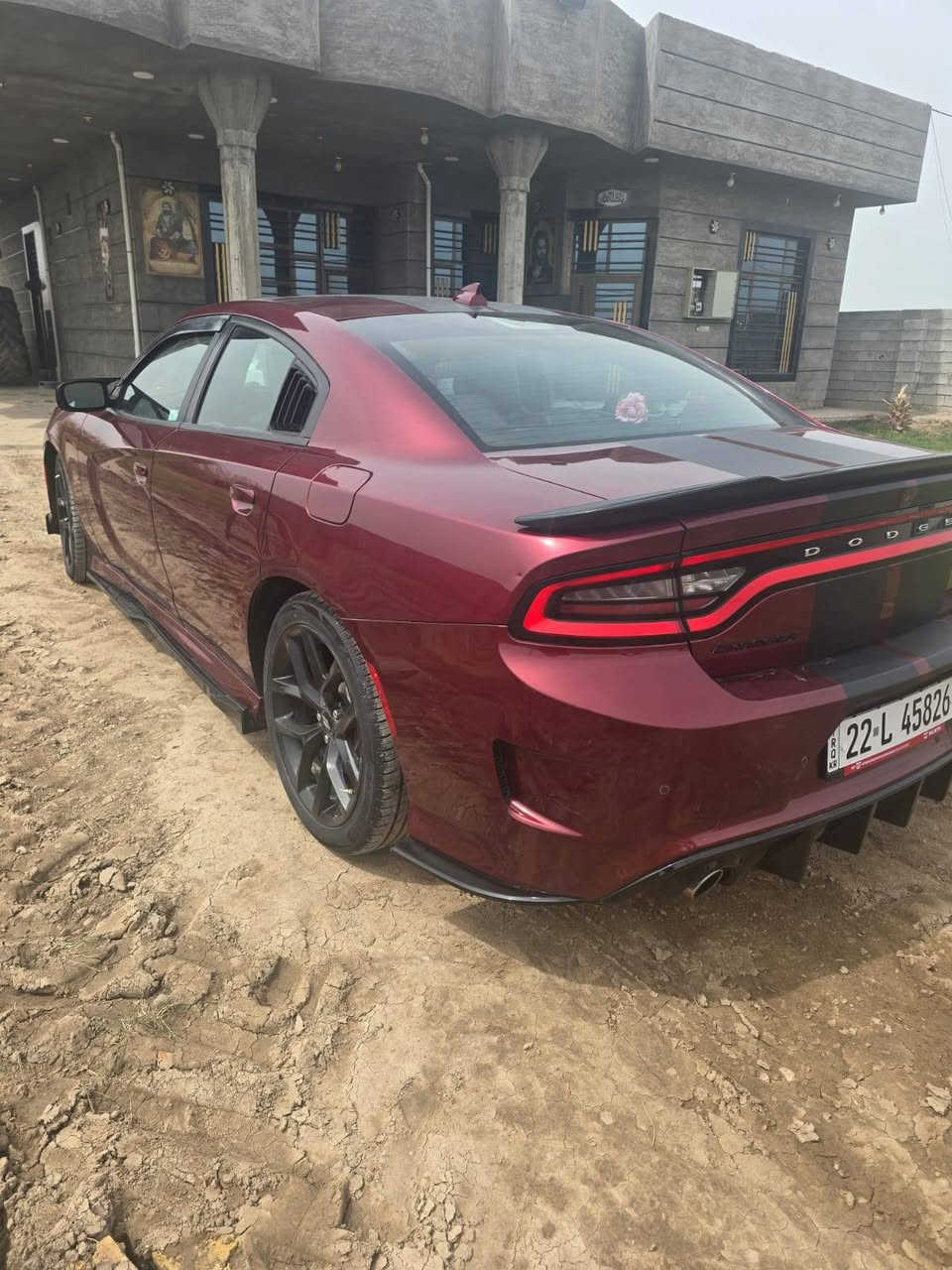 سلام عليكم جارجر لون كرزي  رقم اربيل سنويه او رقم جديد   موديل 2018 جيتي فول مواصفات ماعده الفتحه رادار امامي كشنات حضن تتفها تبريد بل كشنان شفتات ستيرن تحكم جهتين شاشه كبيره كير مكينه ع وضع الشركه شرط ما مفتوحها مكينه 3600 ويل رياضي 20 حادث خفيف بنيد او جاملغ المامي رش بدون تبديل شرط بدون دواخل حادث صطحي ماشيه 120الف حقيقي ما مشتغله خط ستخدام شخصي العنوان واسط ناحيه الشحيميه اي ستفسار انتصل خاص ما جاوب السعر 200او بيه مجال للشراي ***********
