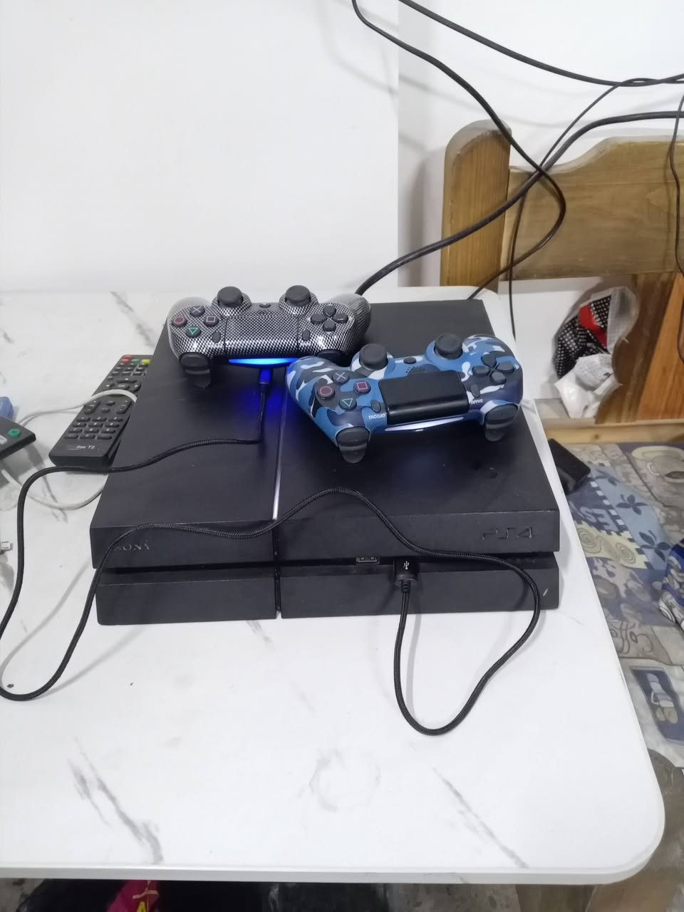 السلام عليكم بلي فور فات ويه 4يدات وقرص فيفه الفين 2022 سعره 250بي مجال شراي يجي خاص او عل رقم ***********
