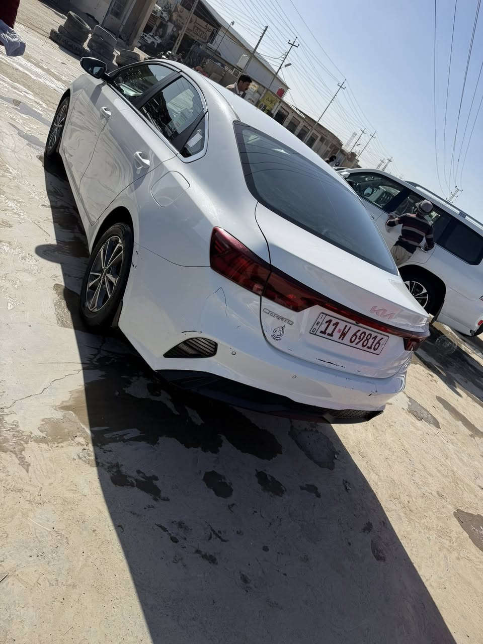 للبيع  سيراتو خليجي موديل ٢٢ سويج وفتحه محرك ١٦٠٠ماشيه١١٢ الف بيه بعض الملاحضات سعر ١٥٠ وبيه مجال الشراي ***********
