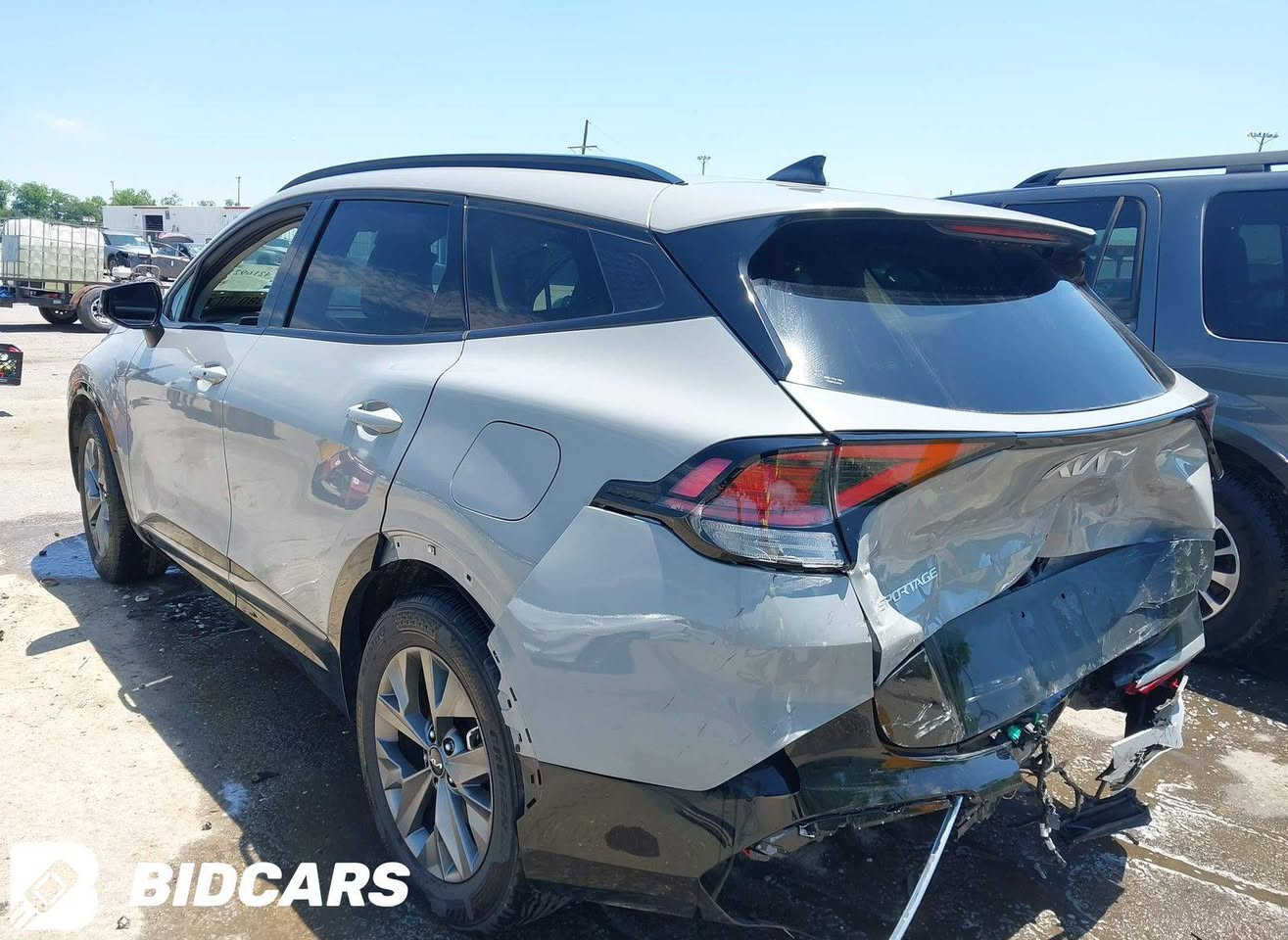 سلام عليكم سبورتج البيع 2024 سياره لون مميزا سمنتي سياره فوول واحد على واحد حادث قبقه جنطه باقي مكفول عام سعر 240 اتصال ***********
