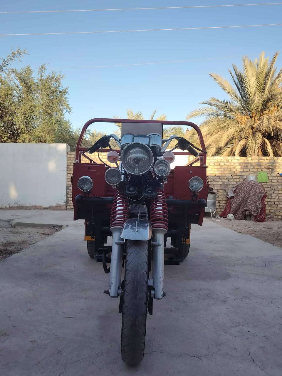 السلام عليكم ستوته للبيع 2016 مكينه 23. اوراق اصوليه السعر 1.5 بها مجال***********
