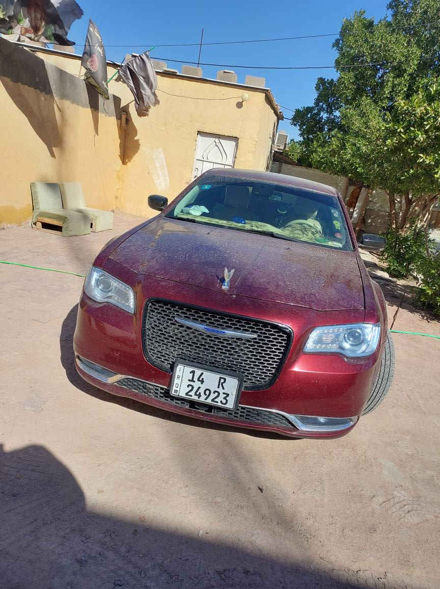 سلام عليكم اوبامه ١٨ معلايه ٢٣ سياره sفول تنته رادارات جاهزه للخير تبريد تتفئه كشنات ستيرن سياره نضيفه بيها بابين تبديل نفس الون بدون صبغ بدون دواخل رقم بصره جاهزه عنوان بصره امن الداخلي *********** البصرة, العراق
