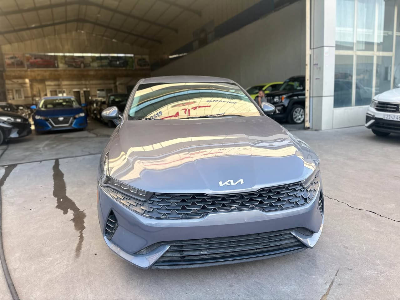 Kia 5 2024
مواصفات 
شاشة
كاميرة
رادار
حساس
بصمة
وبعد بيها هواي مواصفات 
شبر بونيد و جاملغ صبغ 
بدون دواخل 
سعر؛١٦٠$
رقم واتساب؛***********
مكان سيارة اربيل شارع١٠٠م داخل معراض أربيل, العراق
