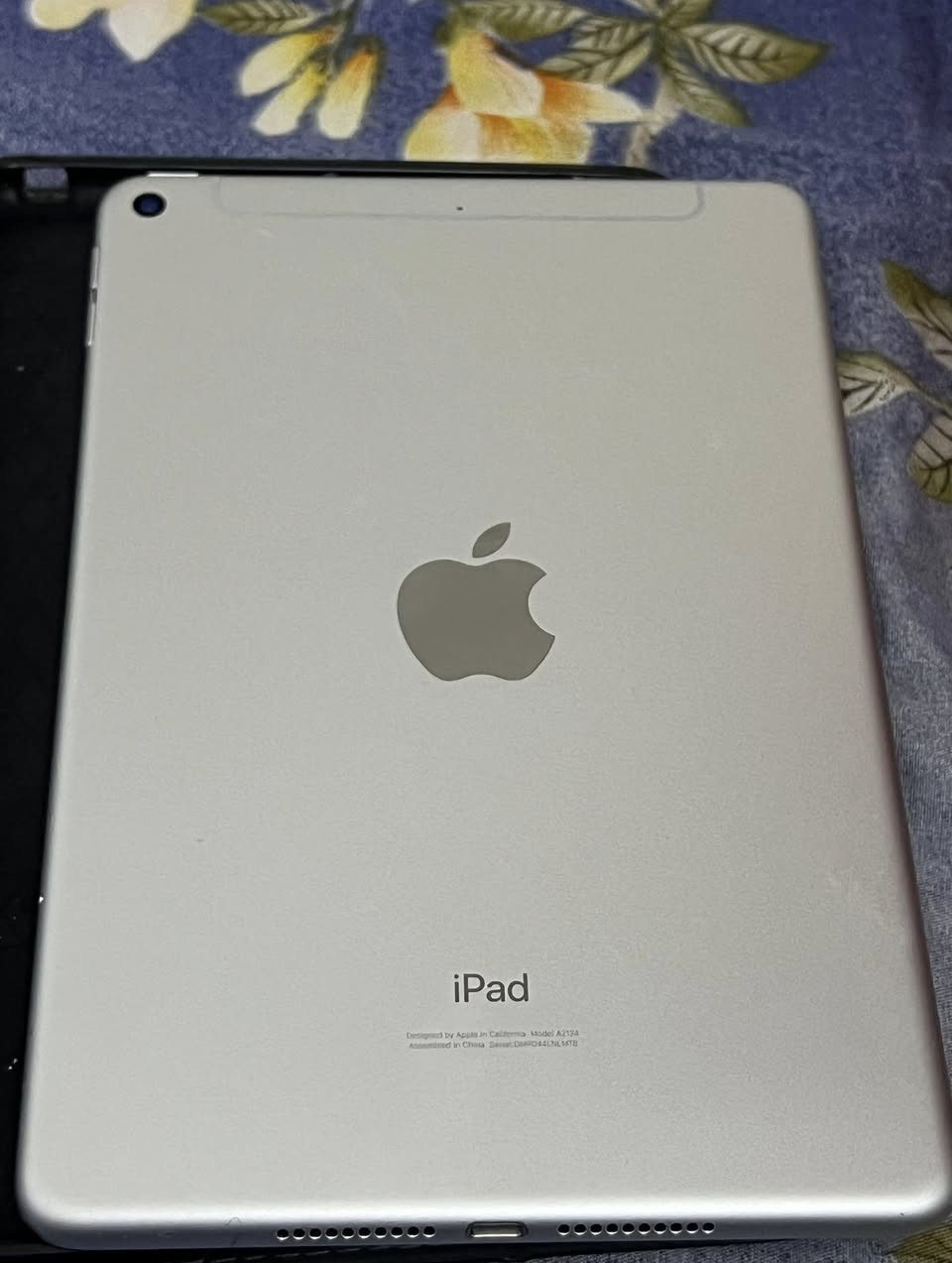 ايباد ميني 5 ذاكره 64 ببجي 60 فريم نضافة
90/100 بطارية90
***********
سعر 265
