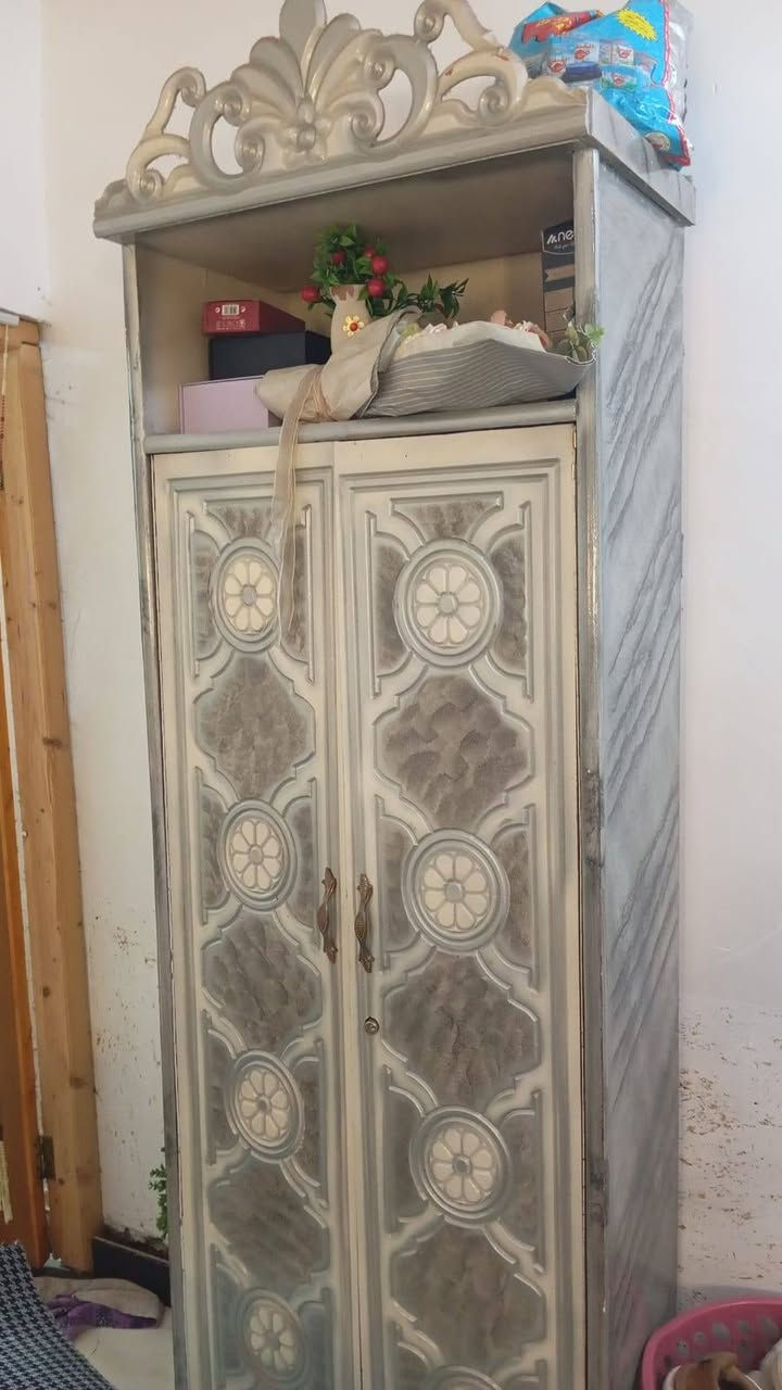 للبيع غرفه نوم عراقي تصميم تركي سعر مناسب رقم هاتف ***********
