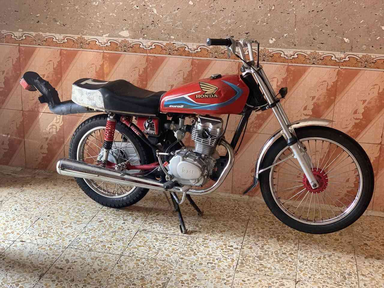 لبيع ٢٥ كلك رميثه *********** 
٥٥٠
