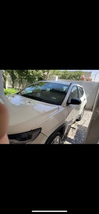 جيب كونباس لبيع فقط ٢٠١٧ فول موصفات سياره مكفوله كفاله عامه من اي شي  ...